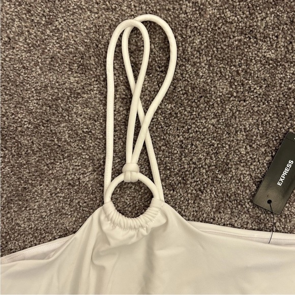 Express Women’s Tank Size XL Skimming Scoop Neck Double Strap Loop White NWT $54 - Picture 7 of 16